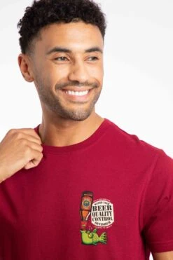 Beer Offisher Back Print Artist T-Shirt Garnet 10 Beer Offisher Back Print Artist T-Shirt Garnet -WeirdFish Clothing Shop 125382