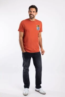 The Great Eggscape Back Print Artist T-Shirt Rust Leaves -WeirdFish Clothing Shop 127074