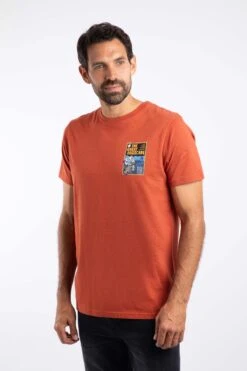 The Great Eggscape Back Print Artist T-Shirt Rust Leaves -WeirdFish Clothing Shop 127075