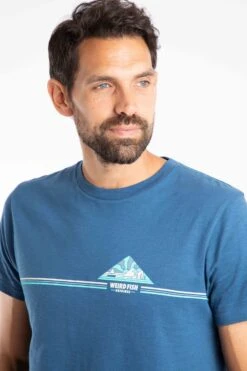 Pyramid Vista Chest Stripe Graphic T-Shirt Ensign Blue -WeirdFish Clothing Shop 127223