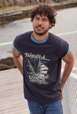 Off Shore Front Print Graphic T-Shirt Midnight