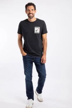 Beaksy Back Print Artist T-Shirt Black -WeirdFish Clothing Shop 91704