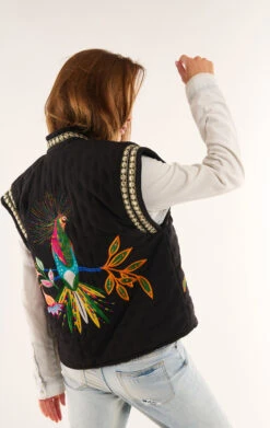 GiletBay Noir -WeirdFish Clothing Shop bay 2