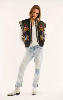 GiletBay Noir -WeirdFish Clothing Shop bay 3