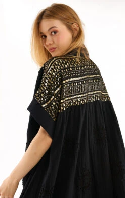 RobeClaire Noir -WeirdFish Clothing Shop claire 2