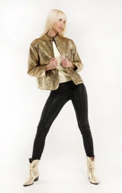 VesteIsaac Doré 10 VesteIsaac Doré -WeirdFish Clothing Shop isaac 8