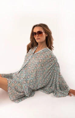 BlouseKarenine Bleu -WeirdFish Clothing Shop karenine 3