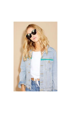 Lunettes De SoleilKaty Vert 7 Lunettes De SoleilKaty Vert -WeirdFish Clothing Shop katy black 12 green 2