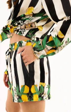 ShortPalermo Noir -WeirdFish Clothing Shop palermo 5