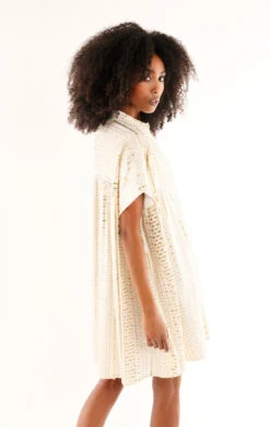 RobeRihanna Blanc -WeirdFish Clothing Shop rihanna 2