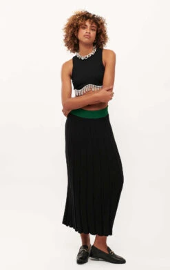 JupeZelda Noir -WeirdFish Clothing Shop zelda 10